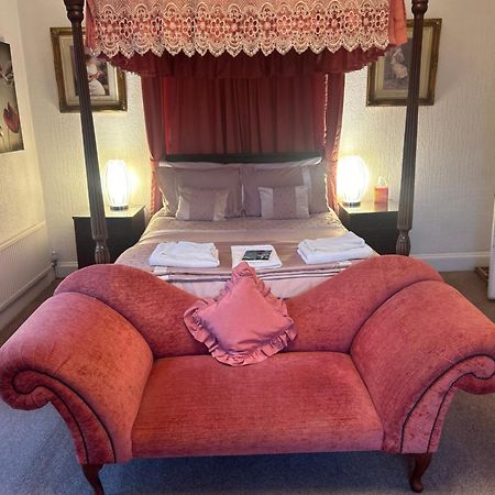 Parlors Hall Hotel Бриднорт Екстер'єр фото